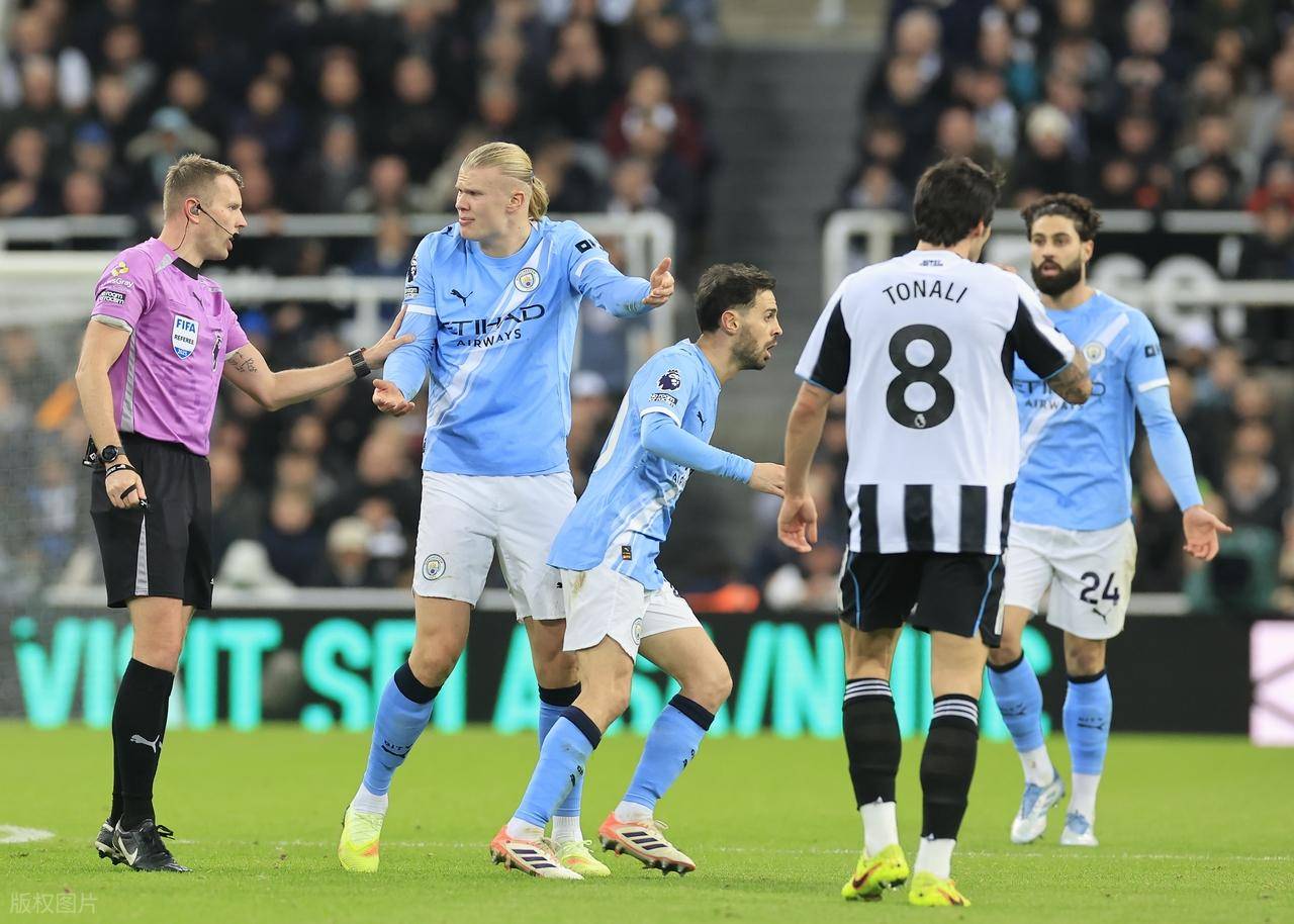 关于西甲赛程吃紧，勒沃库森今夜防线松动，悬念犹存，赛程密集仍需轮换的信息-开云平台